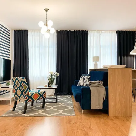 Apartamenty Centrum - Szafirowy I Szmaragdowy Torun Exterior photo