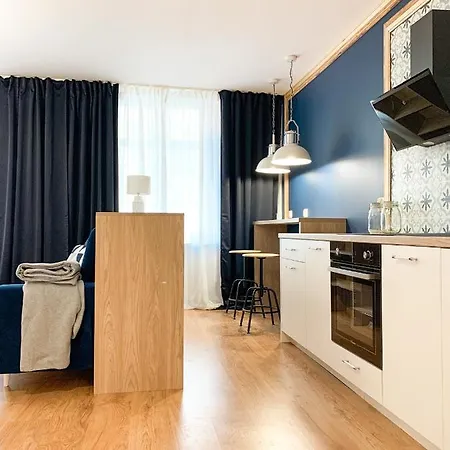 Apartamenty Centrum - Szafirowy I Szmaragdowy Torun Exterior photo