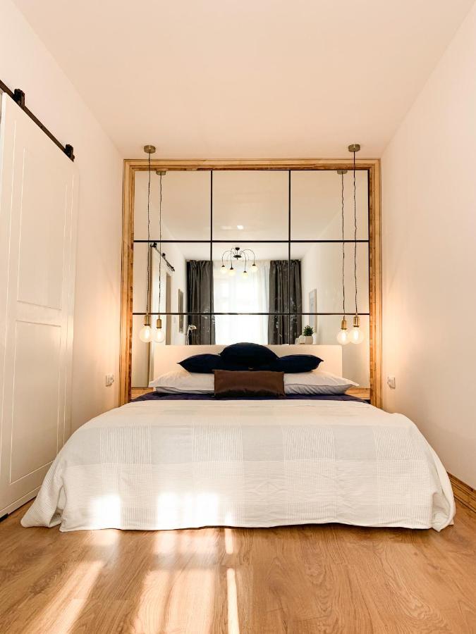 Centrum - Szafirowy I Szmaragdowy Apartment